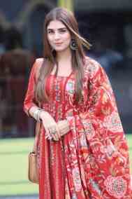 Shilpa Says She Loves Wearing Sarees, Does Pranayam Before Walking The Runway