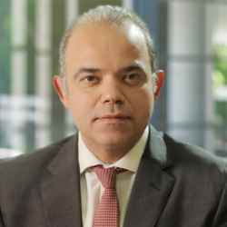 Fitch Revises Egypt's Outlook To Positive    Maintains 'B-' Rating...