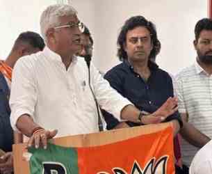 Two BSP Mlas From Rajasthan Join Shiv Sena In Mumbai...